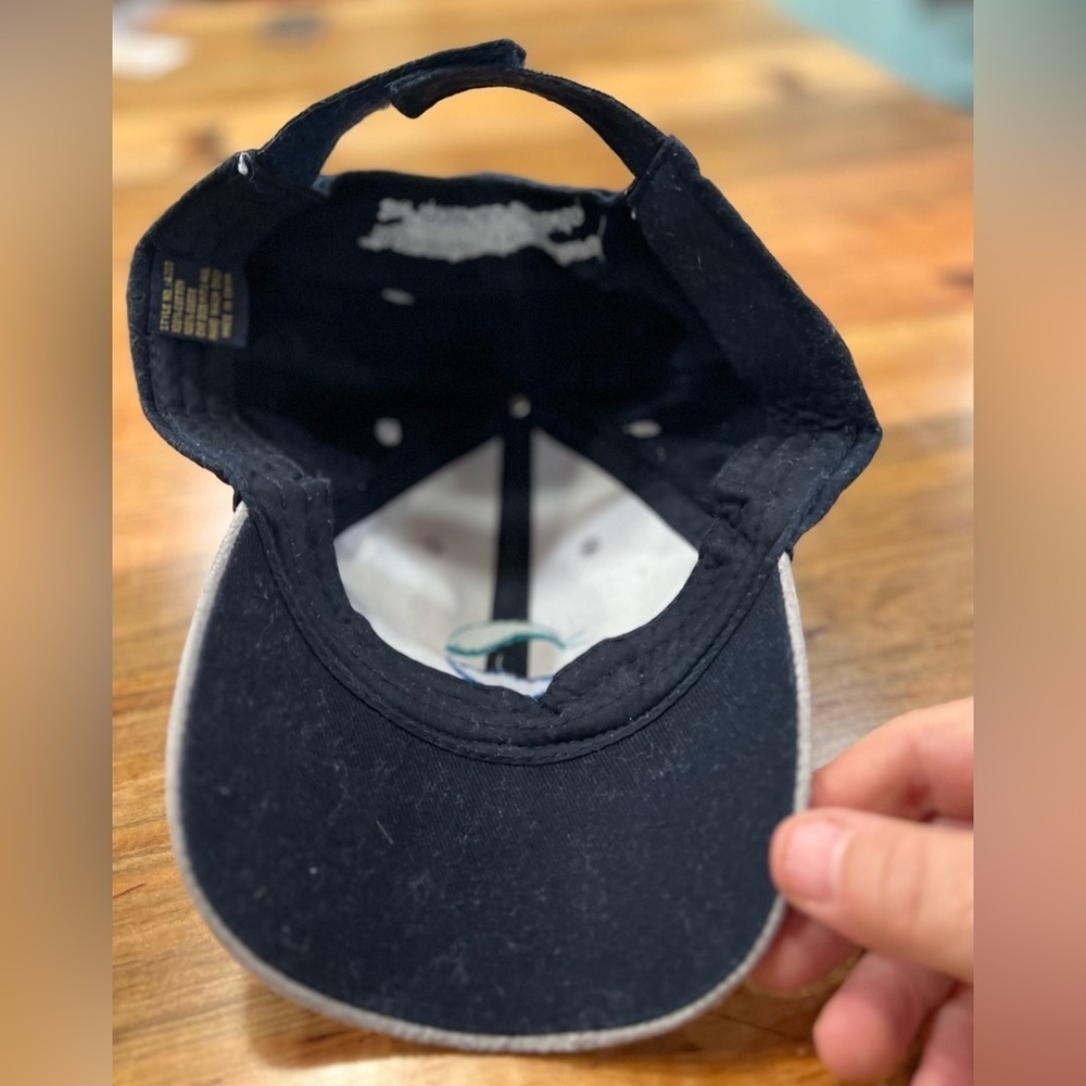 Tasmanian Aquaculture & Fisheries Institute ball cap - Picture 6 of 6
